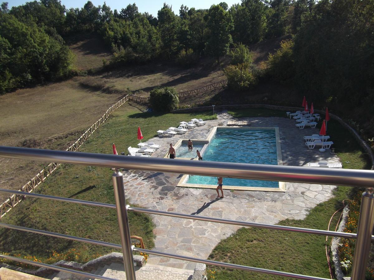 Hotel Enchevi Kirkovo  Buitenkant foto