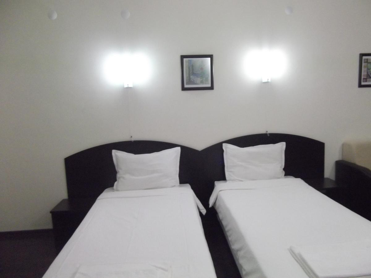 Hotel Enchevi Kirkovo  Buitenkant foto