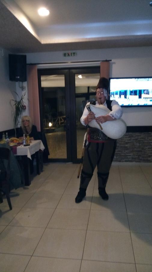 Hotel Enchevi Kirkovo  Kamer foto