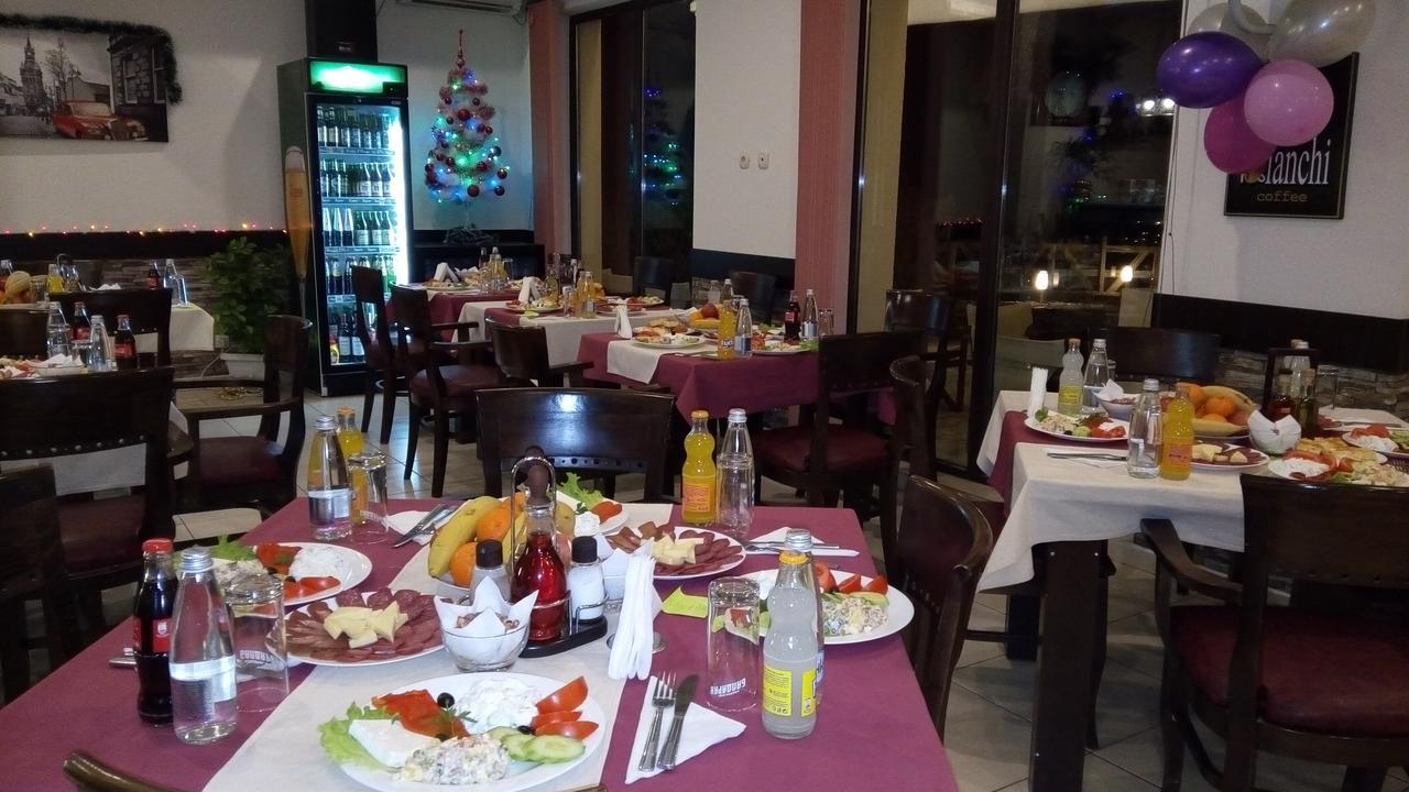 Hotel Enchevi Kirkovo  Kamer foto