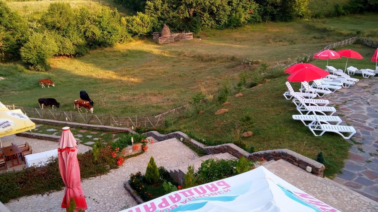 Hotel Enchevi Kirkovo  Buitenkant foto