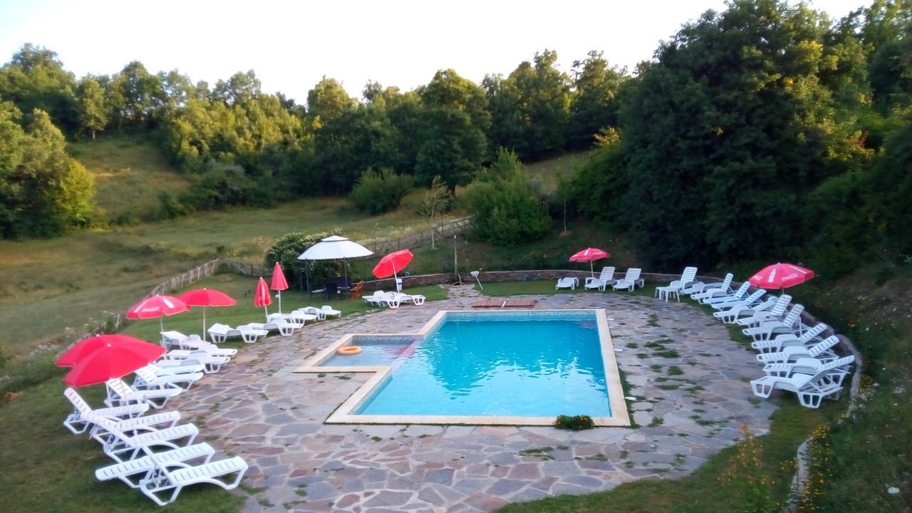 Hotel Enchevi Kirkovo  Buitenkant foto
