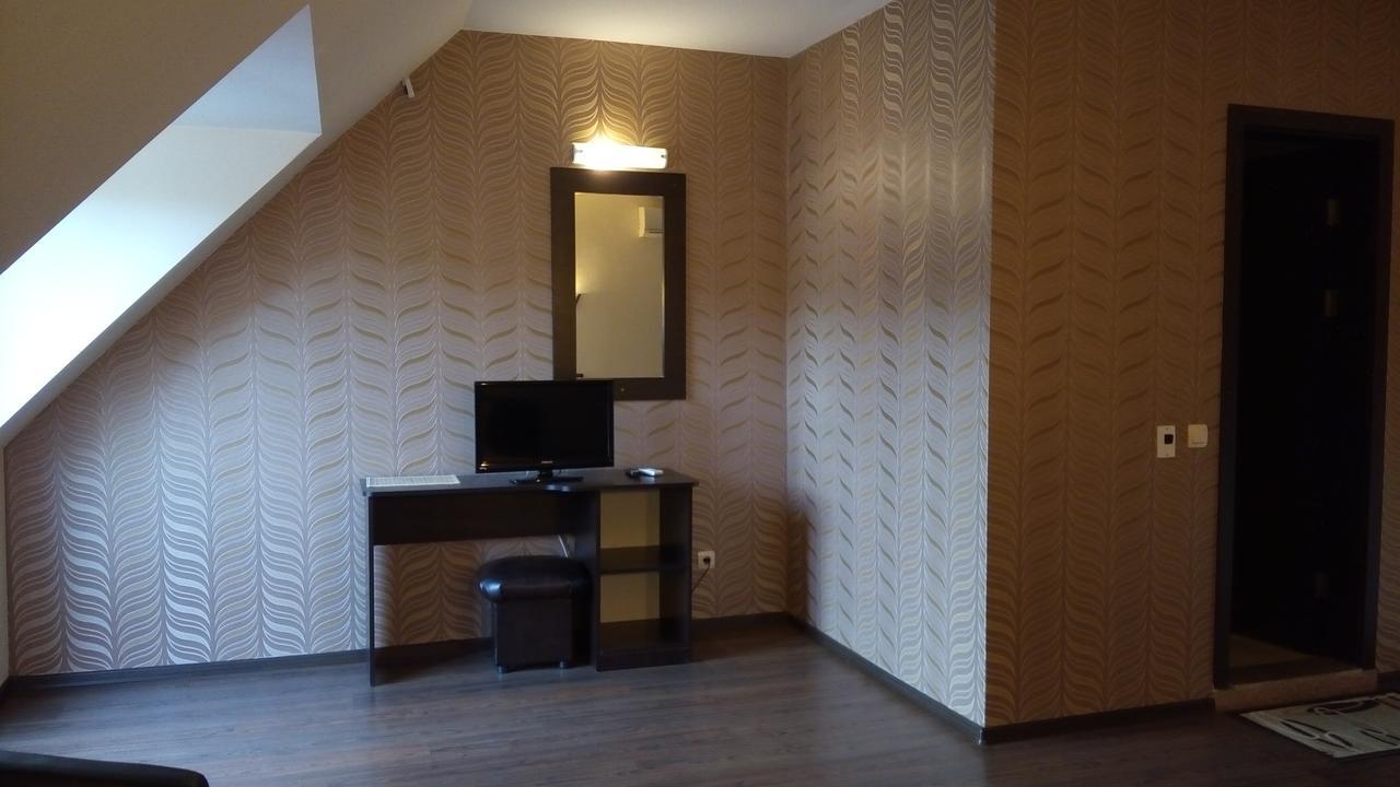 Hotel Enchevi Kirkovo  Buitenkant foto