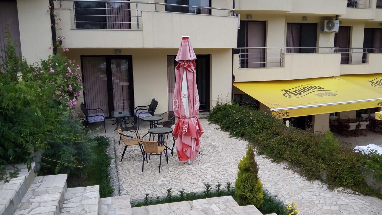Hotel Enchevi Kirkovo  Buitenkant foto